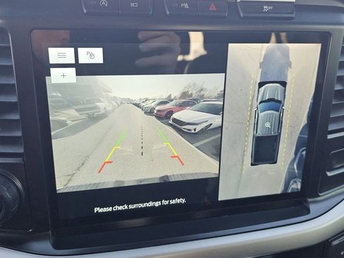 Certified 2021 Ford F150 XLT w/ Equipment Group 302A High image 10