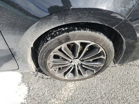 Used 2016 Toyota Corolla S image 12