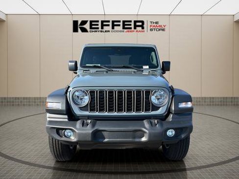 New 2025 Jeep Wrangler Sport S image 8