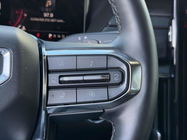 Used 2026 GMC Acadia Elevation FWD image 24