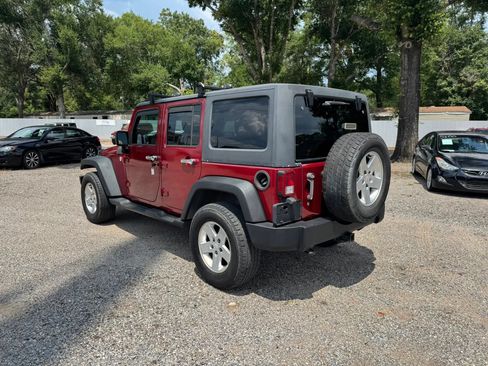 Used 2012 Jeep Wrangler Unlimited Sport AWD/4WD image 3