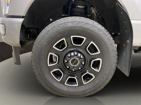 Used 2023 Ford F350 Platinum AWD/4WD image 26