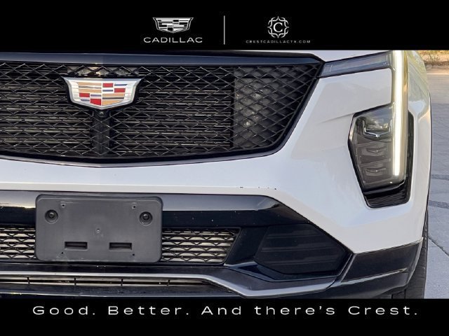 Used 2024 Cadillac XT4 Sport FWD image 11
