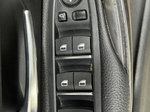 Used 2018 BMW 430i Convertible image 22