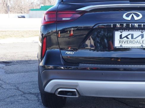 Used 2022 INFINITI QX50 Essential w/ Cargo Package image 17