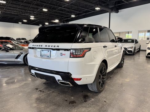 Used 2021 Land Rover Range Rover Sport HSE Dynamic image 3