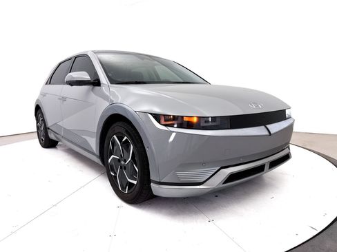 Used 2024 Hyundai Ioniq 5 Limited RWD image 12