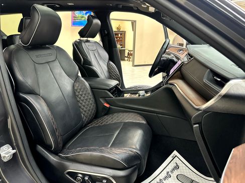 Used 2022 Jeep Grand Cherokee L Summit w/ Advanced Protech Group IV image 51