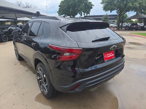 Used 2026 Chevrolet Trax RS w/ Driver Confidence Package FWD image 3