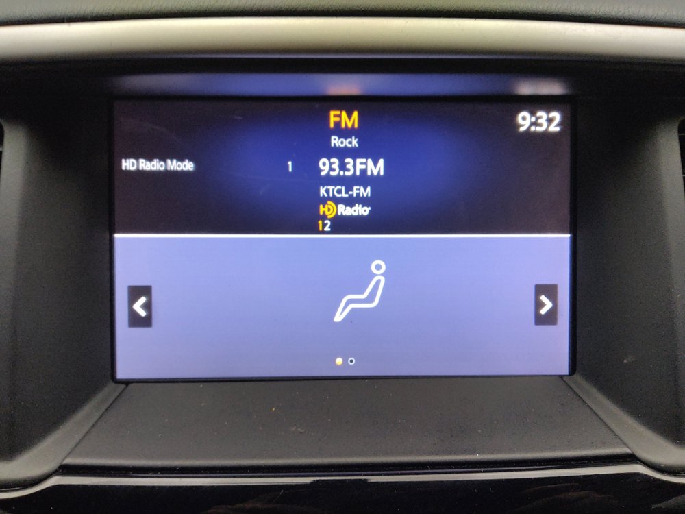 Used 2019 Nissan Pathfinder S FWD image 25