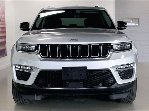 Used 2023 Jeep Grand Cherokee Limited w/ Luxury Tech Group II image 6