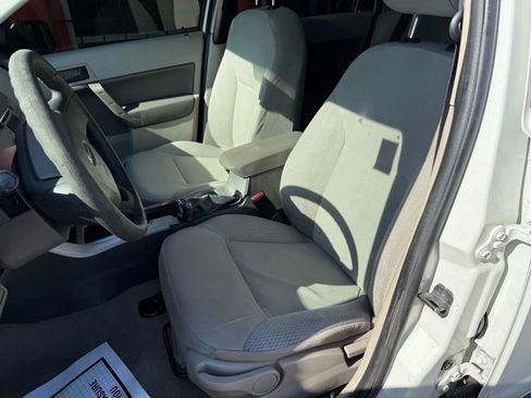 Used 2011 Ford Focus S image 9