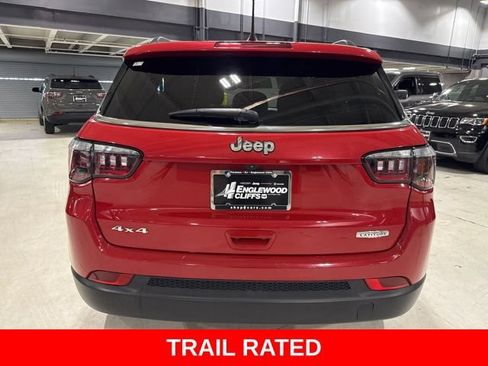 Used 2023 Jeep Compass Latitude w/ Convenience Group AWD/4WD image 15