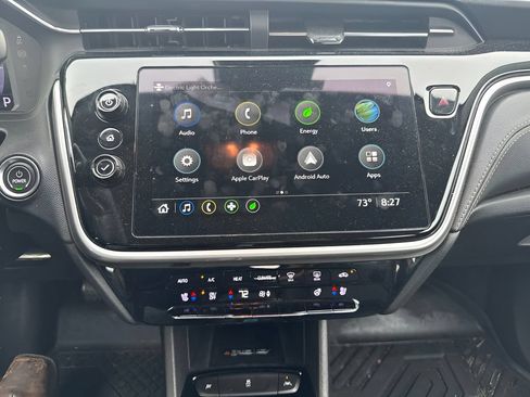 Used 2022 Chevrolet Bolt EUV LT w/ Convenience Package FWD image 13
