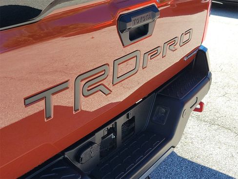 Used 2024 Toyota Tacoma TRD Off-Road image 6