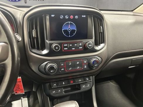 Used 2016 GMC Canyon SLE w/ All Terrain Package AWD/4WD image 17