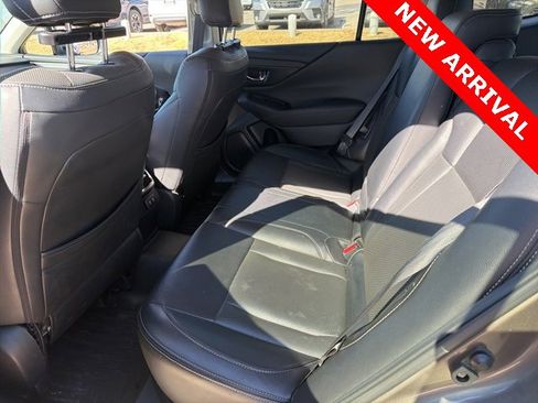 Used 2022 Subaru Outback Premium image 14