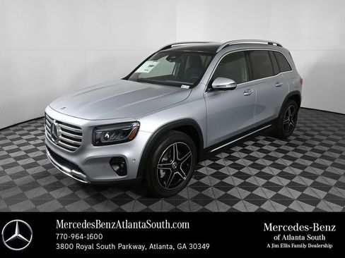New 2026 Mercedes-Benz GLB 250 image 1
