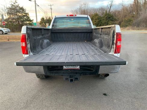 Used 2011 GMC Sierra 3500 W/T w/ Snow Plow Prep Package image 33