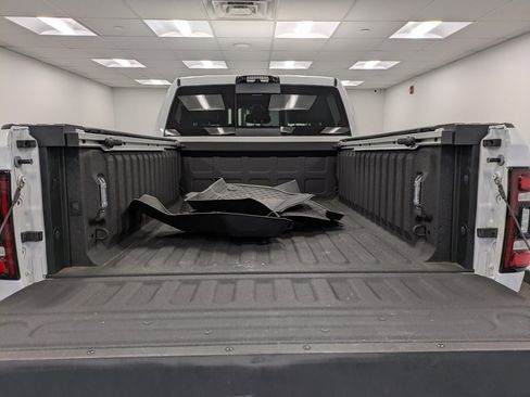 Used 2024 RAM 2500 Limited image 24