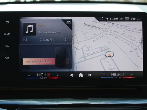 New 2026 BMW X1 xDrive28i w/ Technology Package image 13