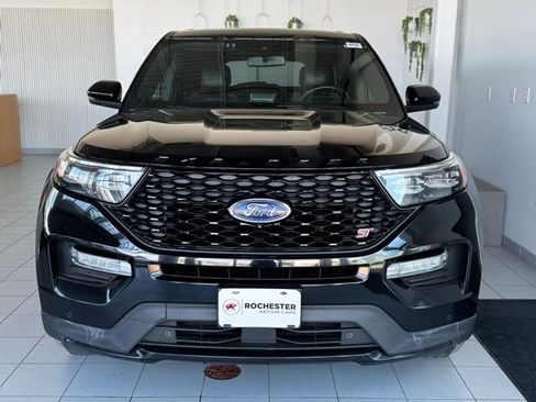 Used 2021 Ford Explorer ST w/ ST Street Pack image 38