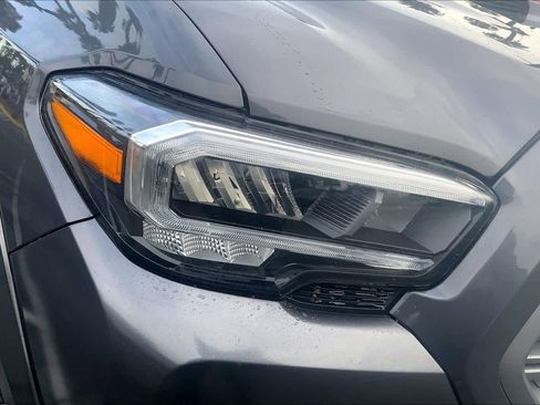 Used 2023 Toyota Tacoma TRD Sport image 27