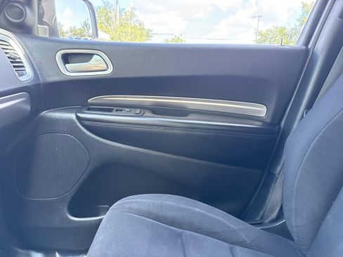Used 2020 Dodge Durango SXT RWD image 29