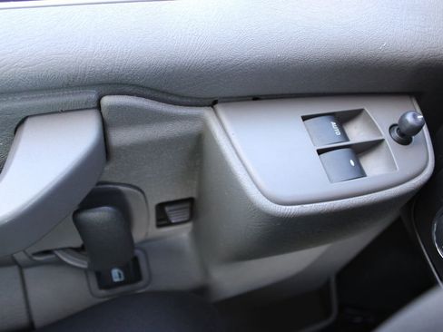 Used 2024 Chevrolet Express 2500 w/ Driver Convenience Package image 35