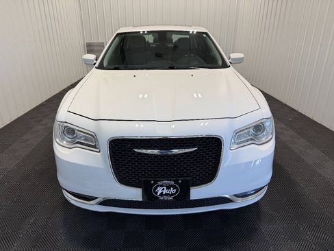 Used 2015 Chrysler 300 Limited w/ Driver Convenience Group AWD/4WD image 2