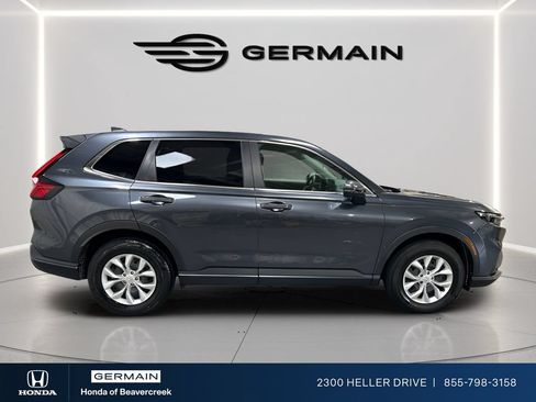 Used 2025 Honda CR-V LX image 9
