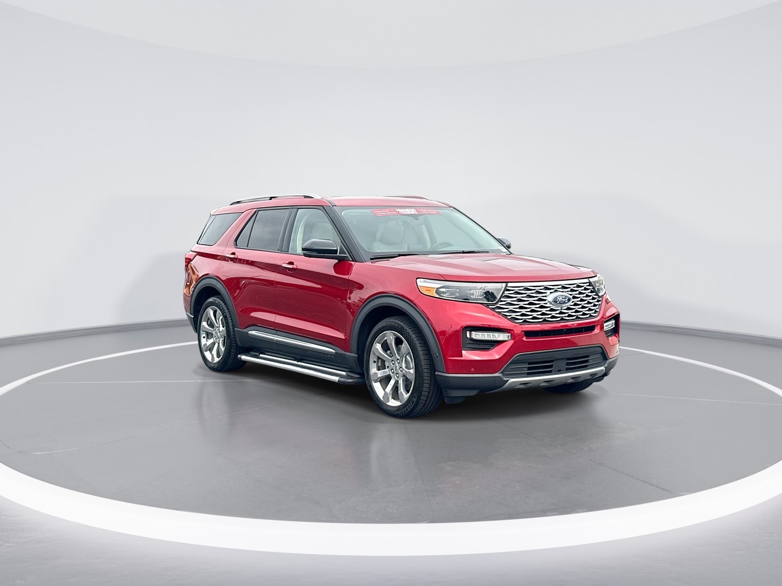 Used 2020 Ford Explorer Platinum w/ Premium Technology Package AWD/4WD image 2
