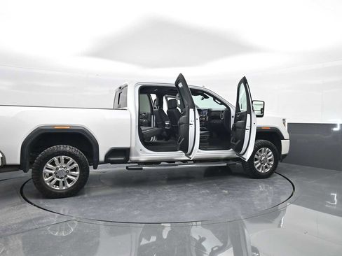 Used 2022 GMC Sierra 2500 Denali w/ Denali Ultimate Package image 28