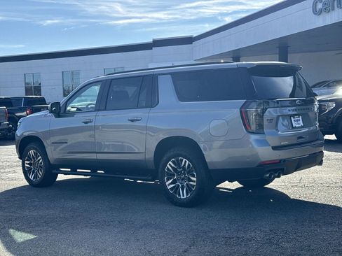 Used 2025 Chevrolet Suburban Z71 w/ Z71 Off-Road Package image 8