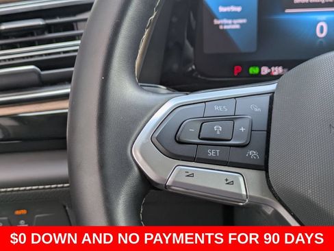 Used 2025 Volkswagen Atlas SE FWD image 21