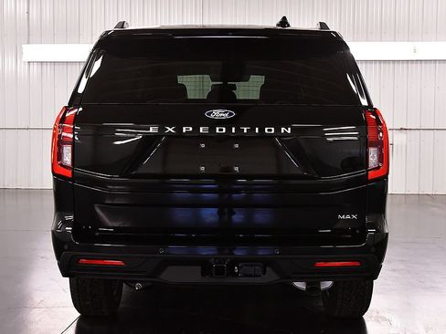 New 2027 Ford Expedition Max Active AWD/4WD image 6