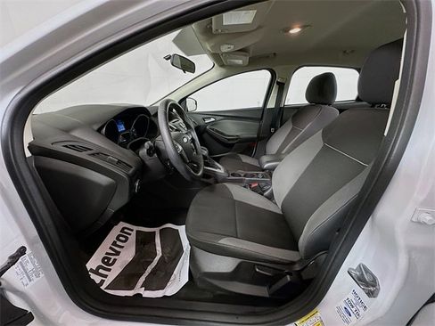 Used 2014 Ford Focus SE image 18