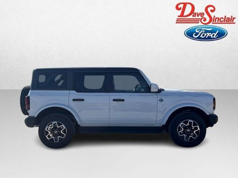 New 2026 Ford Bronco Outer Banks image 5