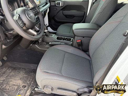 New 2026 Jeep Wrangler Unlimited Rubicon w/ Safety Group AWD/4WD image 12