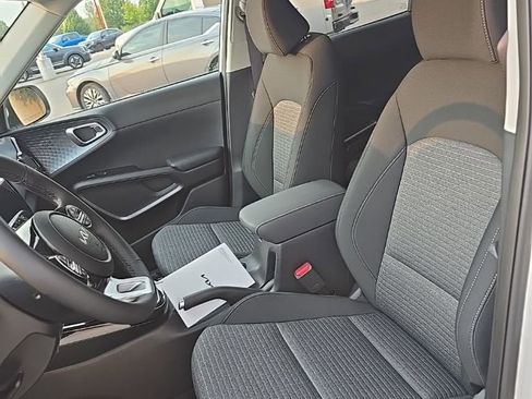 New 2025 Kia Soul EX image 15