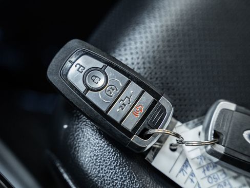 Used 2023 Ford F150 Lariat w/ Equipment Group 502A High image 53