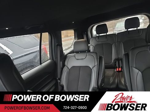 Used 2025 Jeep Grand Cherokee L Altitude image 11