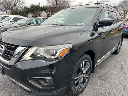Used 2018 Nissan Pathfinder Platinum image 5