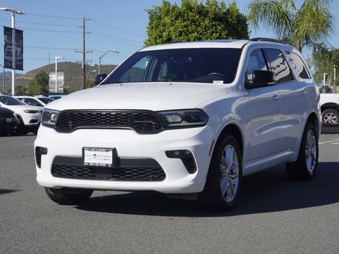 Used 2023 Dodge Durango GT image 9
