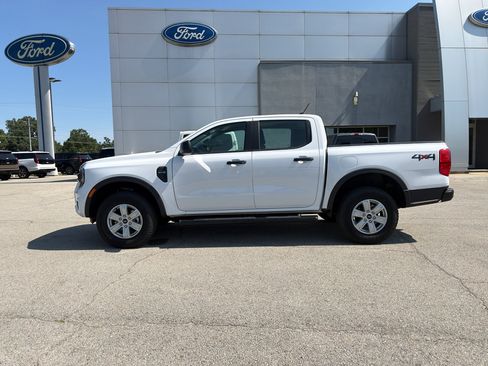Used 2025 Ford Ranger XLT w/ FX4 Off-Road Package AWD/4WD image 2