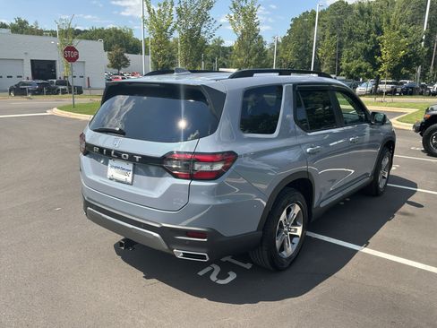 Used 2026 Honda Pilot EX-L image 10