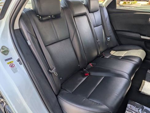 Used 2016 Toyota Avalon XLE Premium w/ Preferred Accessory Package FWD image 29