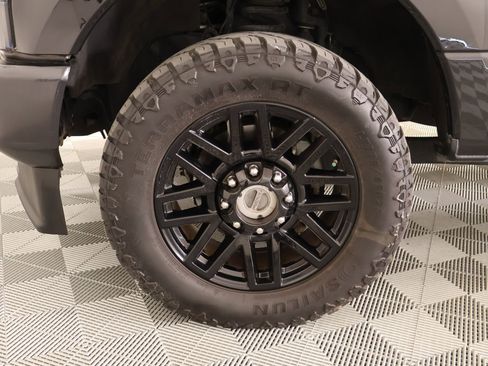 Used 2020 Ford F350 Lariat image 19