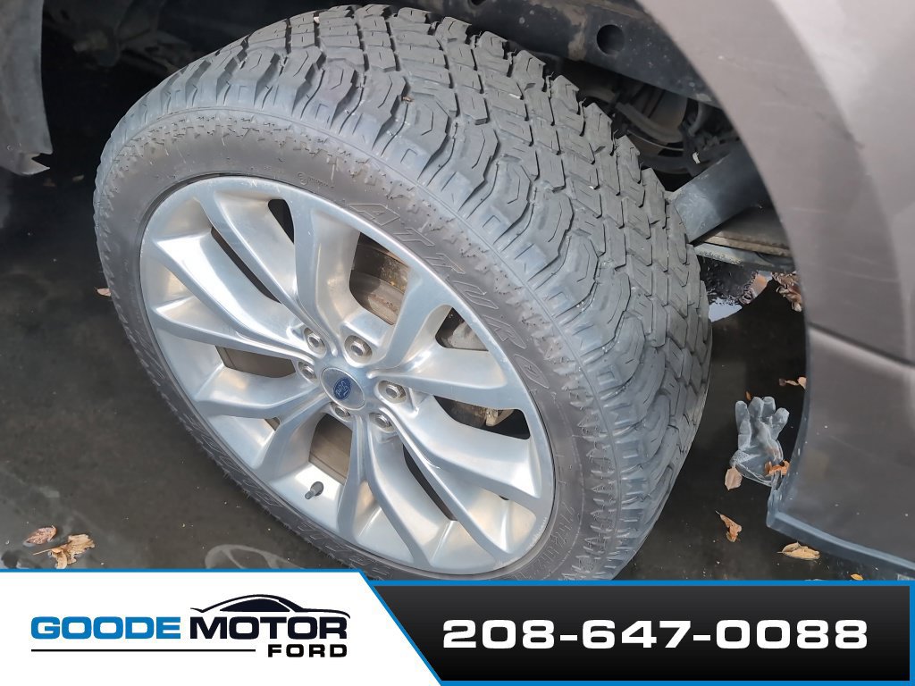 Used 2018 Ford F150 XLT w/ Equipment Group 302A Luxury AWD/4WD image 5