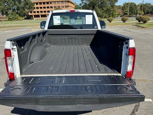 Used 2018 Ford F250 XL w/ Power Equipment Group image 24